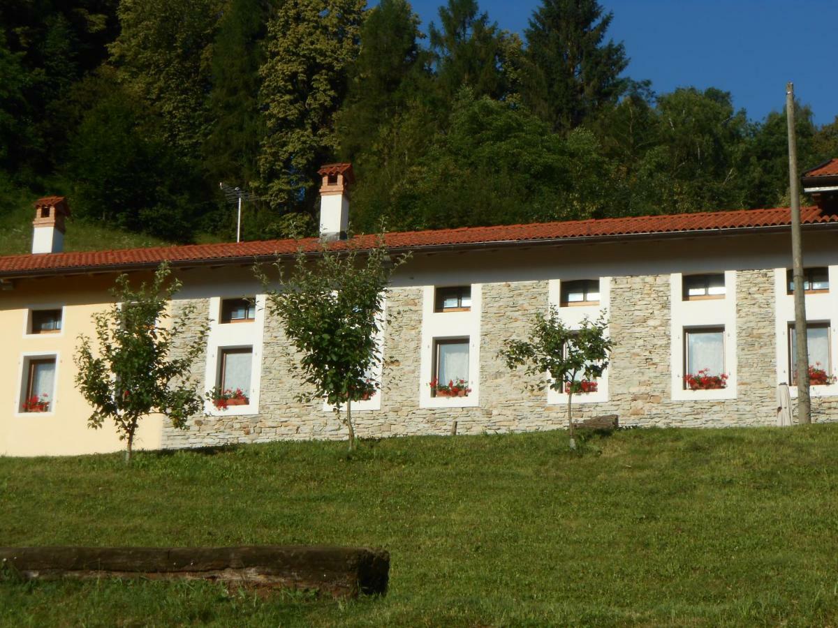 Villa Agriturismo La Casa Nei Boschi Colderu Exterior foto